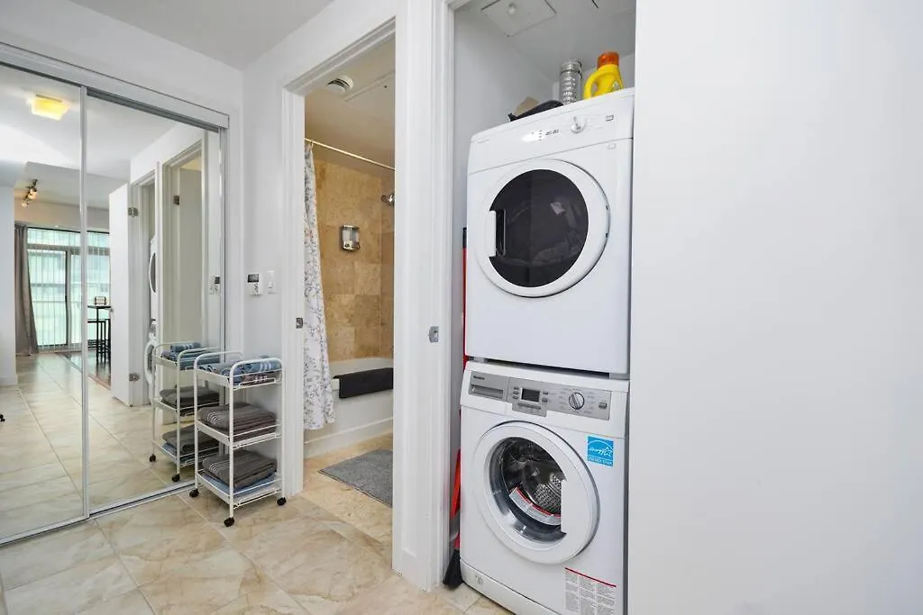 Apartment Simply Comfort Suites - Charming 1Br Condo In Dwtn Toronto Near Cn Tower Canada
